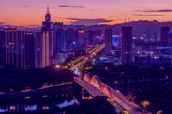 Escorts Boyang, China — Local Companions