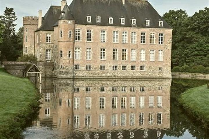 Escorts Braine-le-Chateau, Belgium — Local Companions