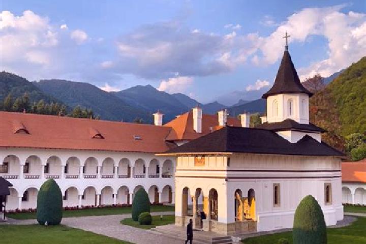 Escorts Brancoveanu, Romania — Local Companions
