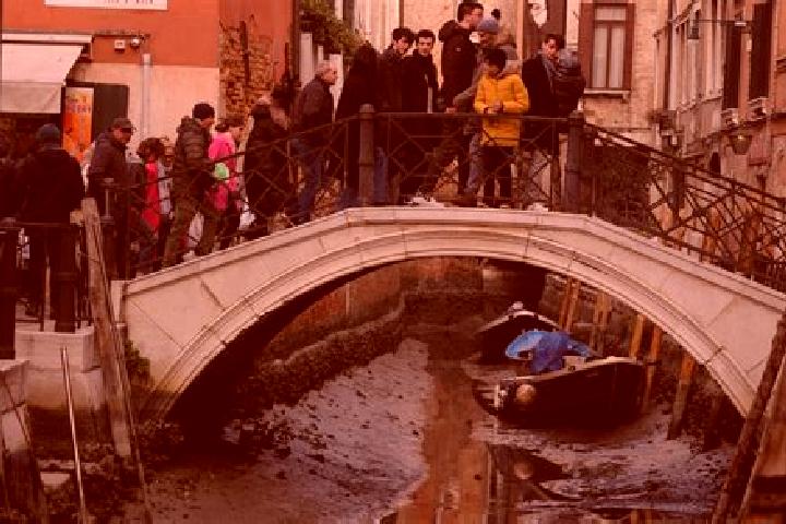 Escorts Brandizzo, Italy — Local Companions