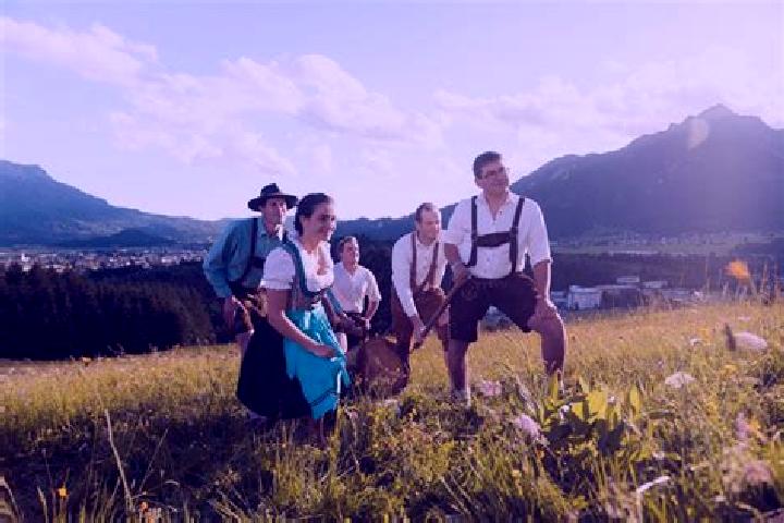 Escorts Breitenwang, Austria — Local Companions