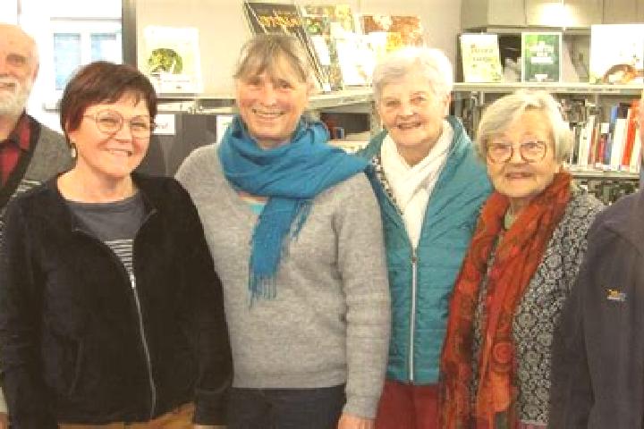 Escorts Breuil-Barret, France — Local Companions