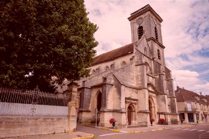 Escorts Brienne-le-Chateau, France — Local Companions