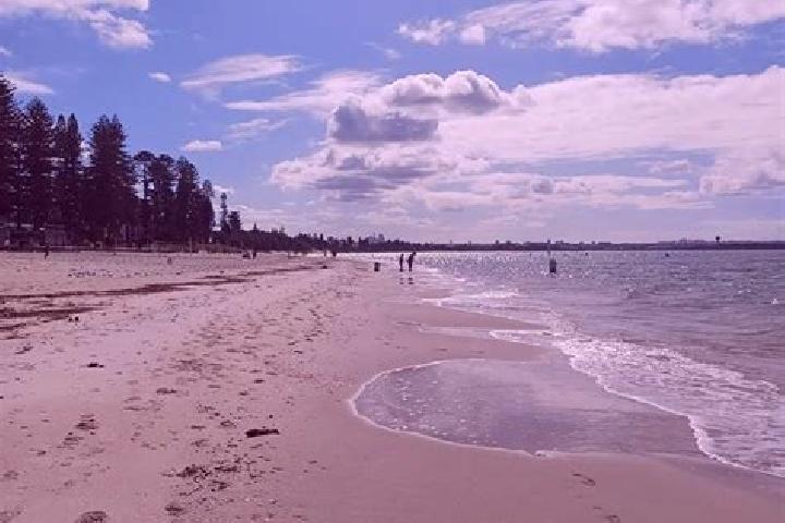 Escorts Brighton East, Australia — Local Companions