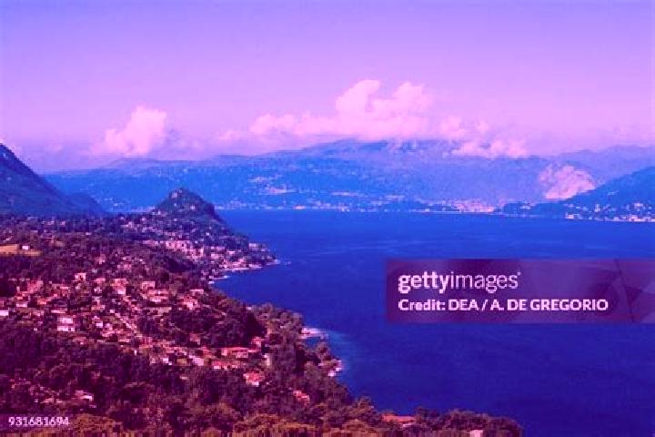 Escorts Brissago-Valtravaglia, Italy — Local Companions