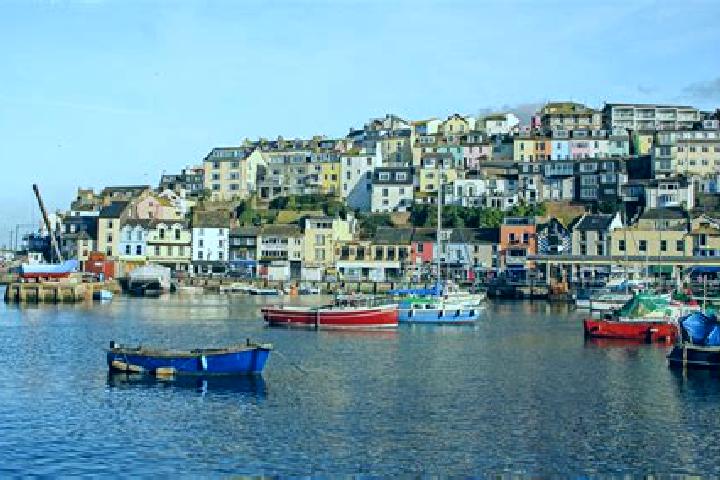 Escorts Brixham, United Kingdom — Local Companions
