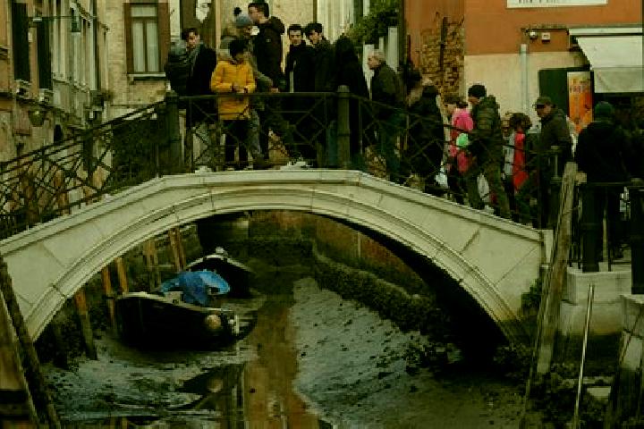 Escorts Brumano, Italy — Local Companions