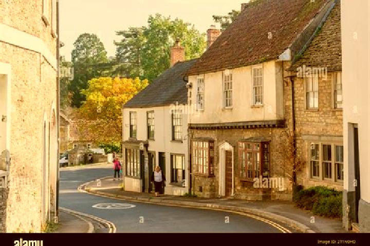 Escorts Bruton, United Kingdom — Local Companions