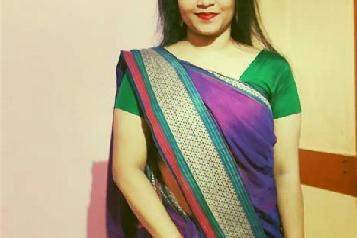 Escorts Bundia, India — Local Companions