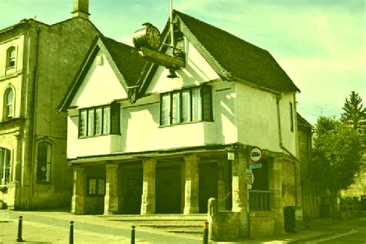 Escorts Burford, United Kingdom — Local Companions