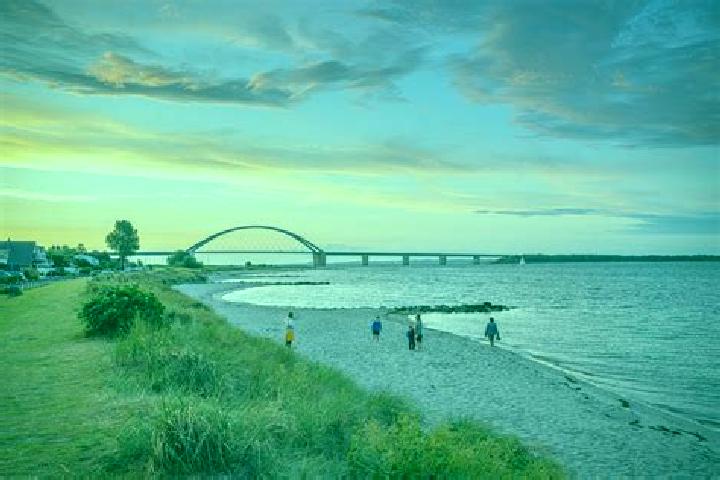 Escorts Burg auf Fehmarn, Germany — Local Companions