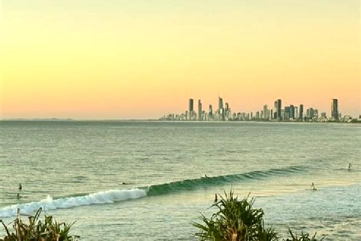 Escorts Burleigh Heads, Australia — Local Companions