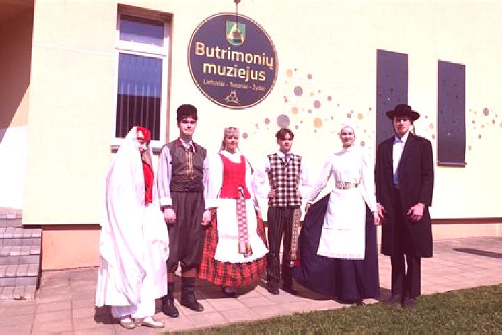 Escorts Butrimonys, Lithuania — Local Companions