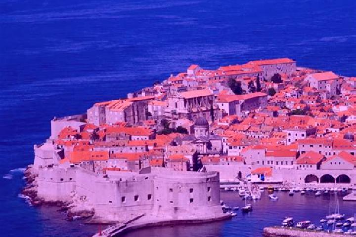 Escorts Buzdohanj, Croatia — Local Companions