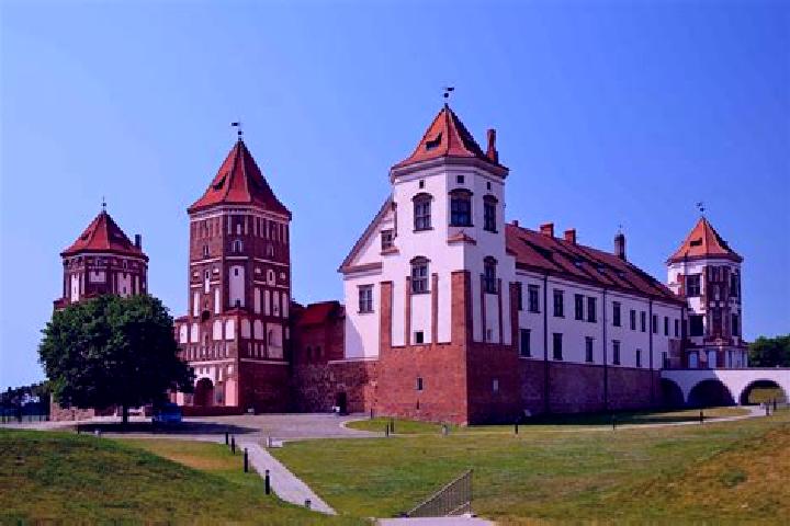 Escorts Byarozawka, Belarus — Local Companions