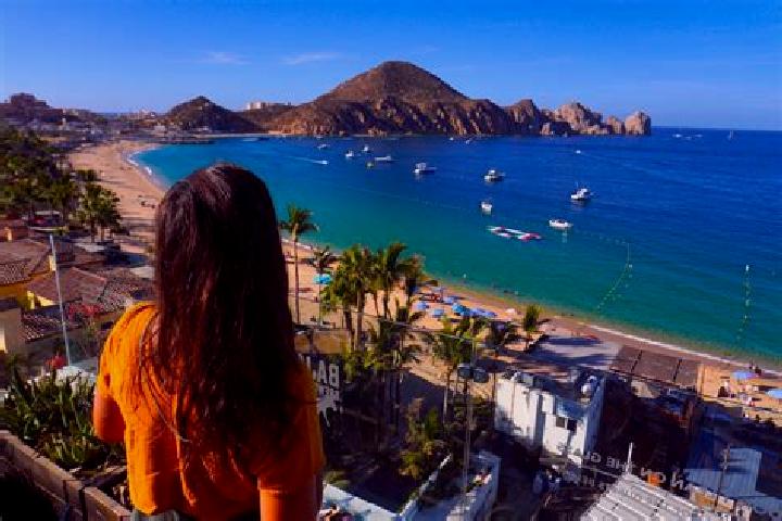 Escorts Cabo San Lucas, Mexico — Local Companions