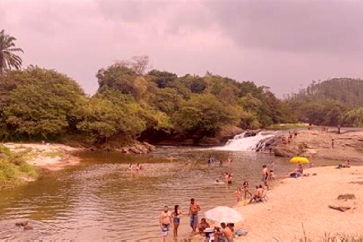 Escorts Cachoeiras de Macacu, Brazil — Local Companions