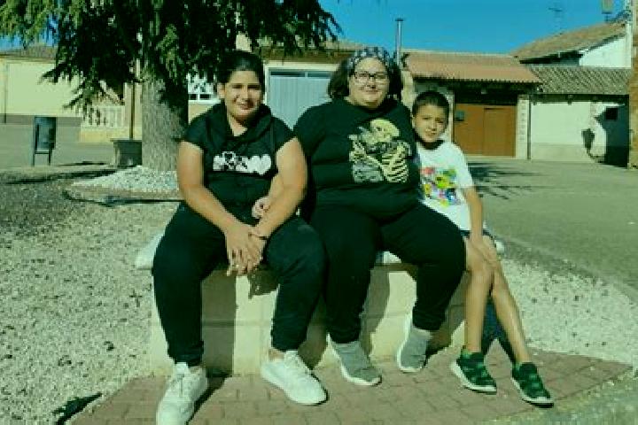 Escorts Calahorra de Boedo, Spain — Local Companions