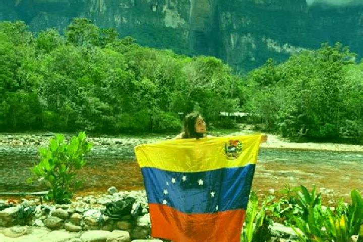 Escorts Calderas, Venezuela — Local Companions