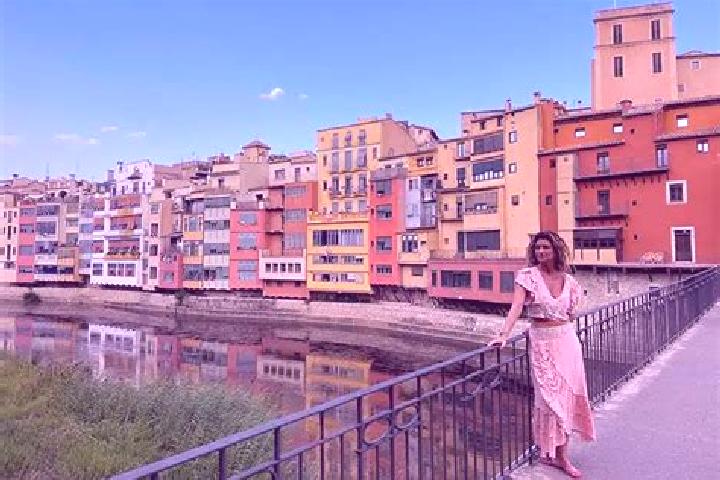 Escorts Caldes de Malavella, Spain — Local Companions