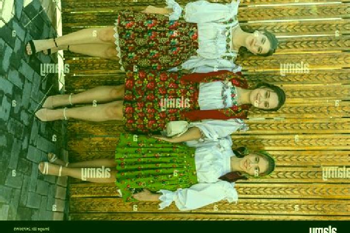 Escorts Calinesti, Romania — Local Companions