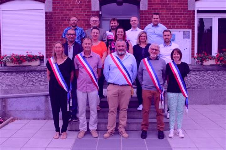 Escorts Calonne-sur-la-Lys, France — Local Companions