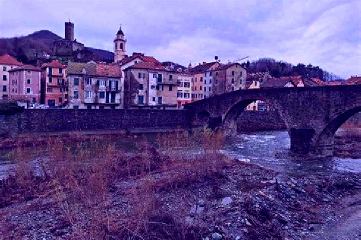 Escorts Campo Ligure, Italy — Local Companions