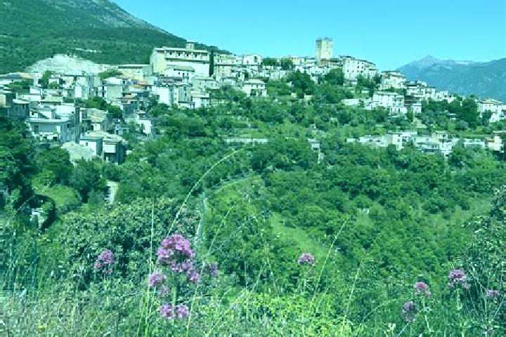 Escorts Campoli Appennino, Italy — Local Companions