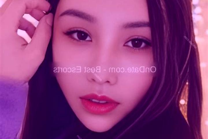 Escorts Caojiang, China — Local Companions