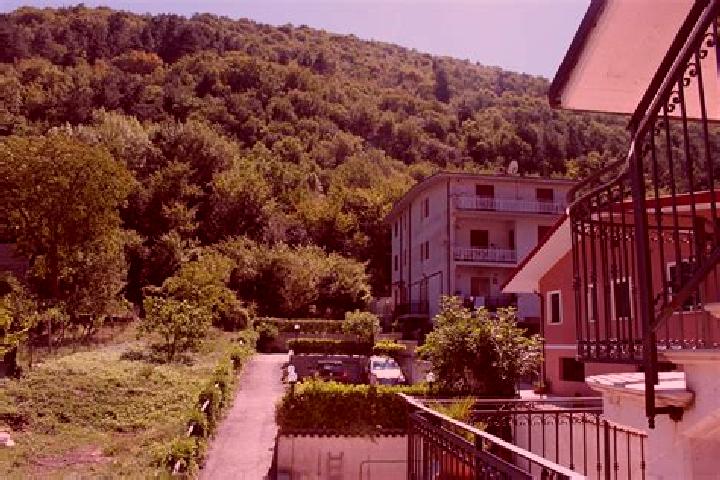 Escorts Capistrello, Italy — Local Companions