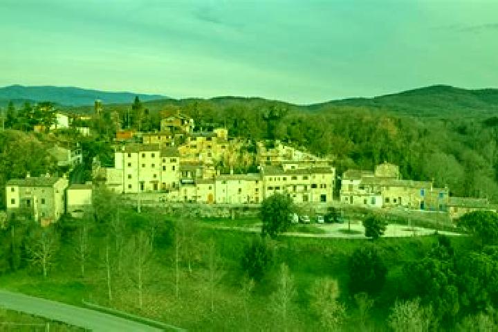 Escorts Capolona, Italy — Local Companions