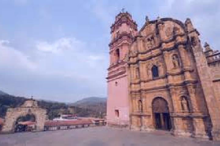 Escorts Capula, Mexico — Local Companions