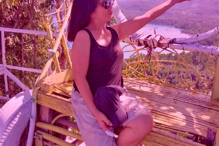 Escorts Carpenter Hill, Philippines — Local Companions