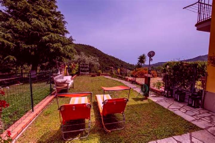 Escorts Casarza Ligure, Italy — Local Companions