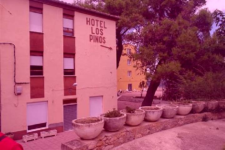 Escorts Casas de los Pinos, Spain — Local Companions