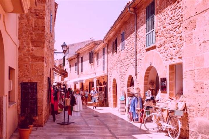 Escorts Casasbuenas, Spain — Local Companions