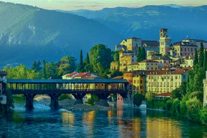 Escorts Cassola, Italy — Local Companions