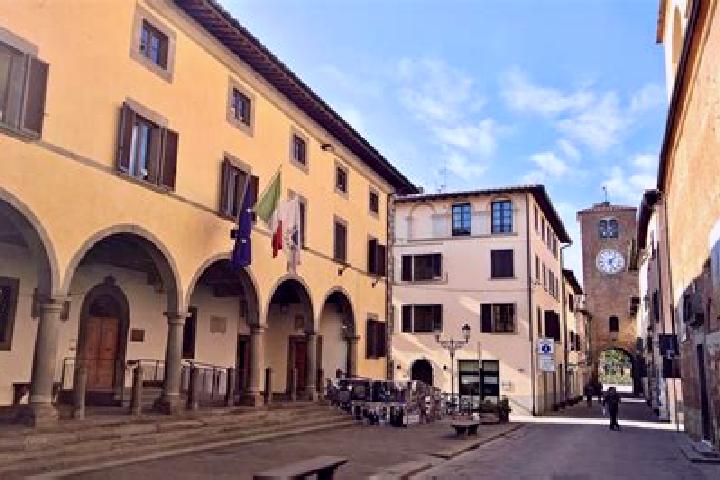 Escorts Castelfranco di Sotto, Italy — Local Companions