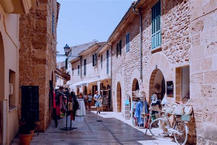 Escorts Castelldans, Spain — Local Companions
