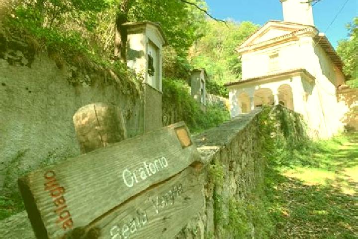 Escorts Castello Cabiaglio, Italy — Local Companions