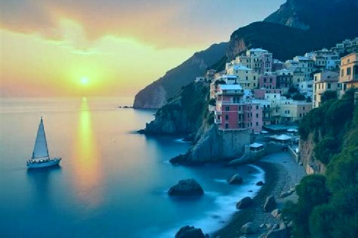 Escorts Caulonia Marina, Italy — Local Companions