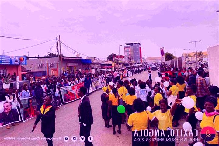 Escorts Caxito, Angola — Local Companions