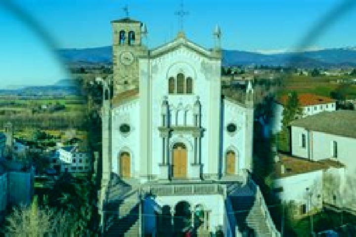 Escorts Cerneglons, Italy — Local Companions