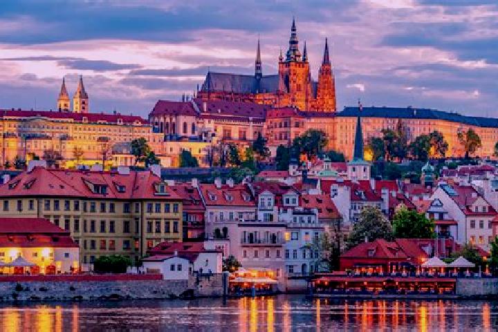 Escorts Cernozice, Czech Republic — Local Companions