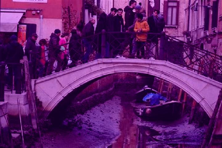 Escorts Cerrelli, Italy — Local Companions
