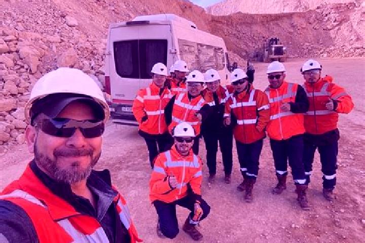 Escorts Cerro Cora, Argentina — Local Companions