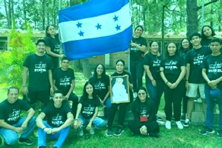 Escorts Chalmeca, Honduras — Local Companions