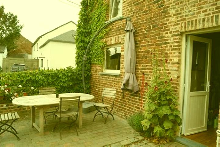 Escorts Chastre-Villeroux-Blanmont, Belgium — Local Companions