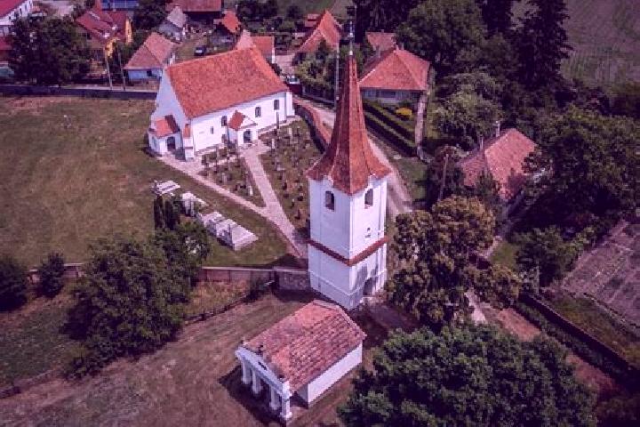Escorts Chichis, Romania — Local Companions