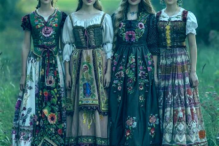 Escorts Chikola, Russia — Local Companions